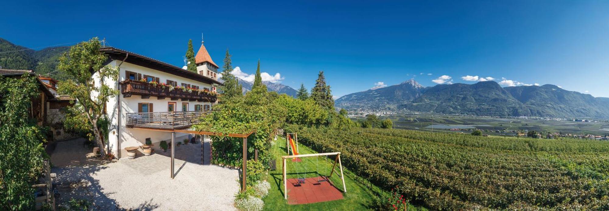 Biedermannhof Hotel Cermes Exterior photo
